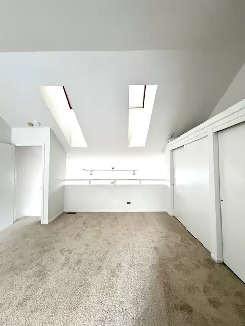 Bedroom - 658 Rosner Dr, Roselle, IL 60172 photo 3 of 3