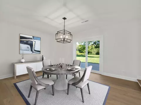 Dining - 605 Polo Dr, Wheaton, IL 60187 photo 4 of 4