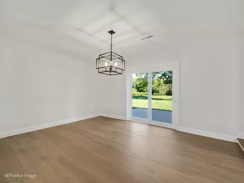 Dining - 605 Polo Dr, Wheaton, IL 60187 photo 3 of 4