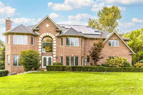4402 Heritage Ln, Long Grove, IL 60047