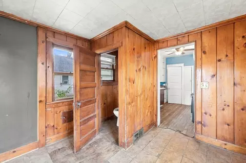 Entry Way - 2819 9th Ave, Moline, IL 61265 photo 1 of 4