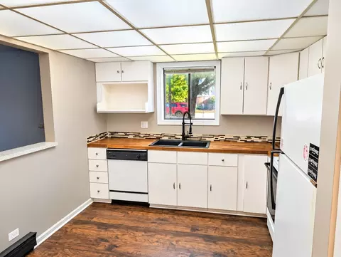 Kitchen - 850 Des Plaines Ave #101, Forest Park, IL 60130 photo 1 of 2