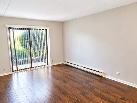 Living - 850 Des Plaines Ave #101, Forest Park, IL 60130 photo 1 of 2