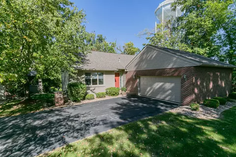 2241 31st Ave, Rock Island, IL 61201