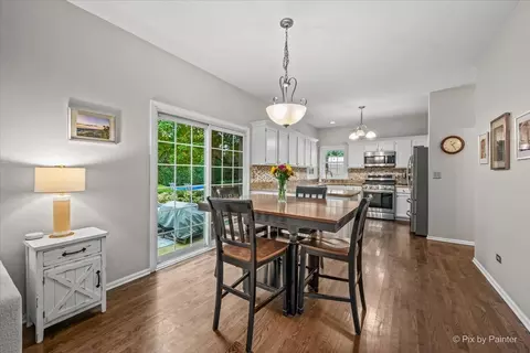 Dining - 15 Castlerea Ct, Cary, IL 60013 photo 3 of 3