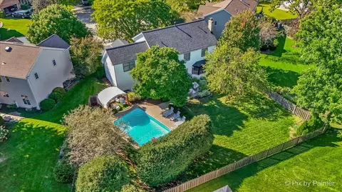 View/Area - 15 Castlerea Ct, Cary, IL 60013 photo 1 of 2