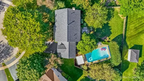 View/Area - 15 Castlerea Ct, Cary, IL 60013 photo 2 of 2