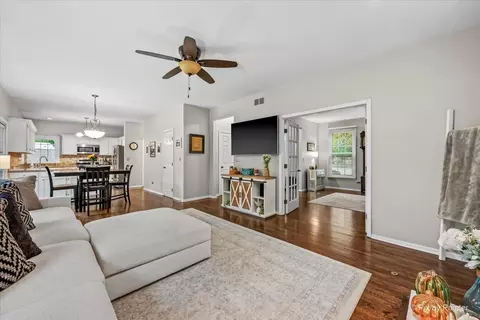 Other - 15 Castlerea Ct, Cary, IL 60013 photo 4 of 18