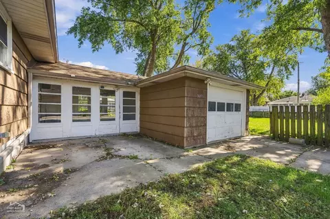 Exterior - 3617 Monroe St, Lansing, IL 60438 photo 2 of 7