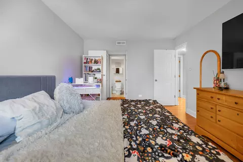 Bedroom - Undisclosed, Crestwood, IL 60418 photo 2 of 4