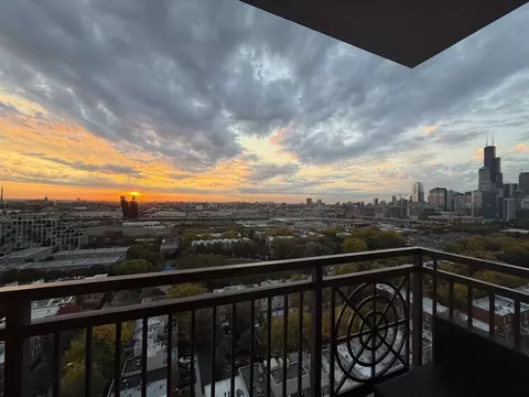 View/Area - 5 E 14th Pl #1606, Chicago, IL 60605 photo 3 of 3
