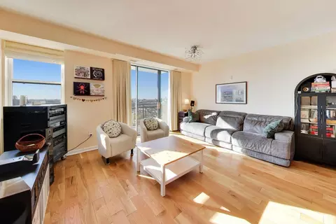 Living - 5 E 14th Pl #1606, Chicago, IL 60605 photo 3 of 3