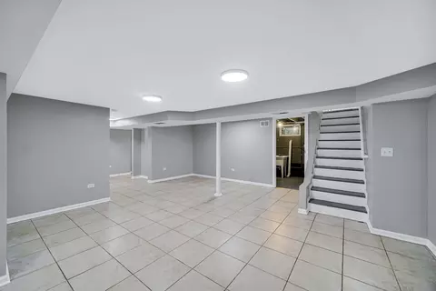 Other - 1007 Cedar Ave, Elgin, IL 60120 photo 3 of 8