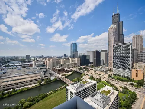 View/Area - 701 S Wells St #3306, Chicago, IL 60607 photo 2 of 3