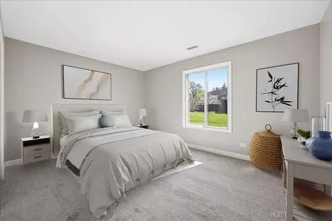 Bedroom - 1654 Dover Ct #A, Wheaton, IL 60189 photo 6 of 7