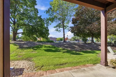Exterior - 1654 Dover Ct #A, Wheaton, IL 60189 photo 3 of 4