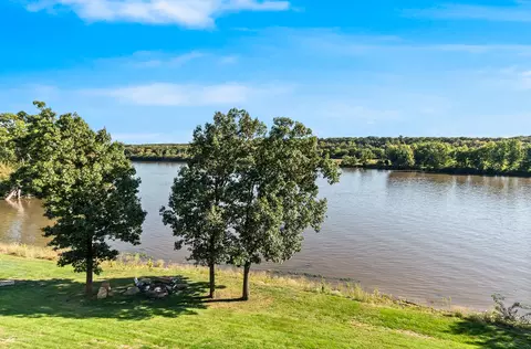 View/Area - 5 River Row, Ottawa, IL 61350 photo 1 of 10