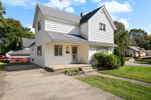 Exterior - 410 S Cottage St, Kewanee, IL 61443 photo 3 of 4