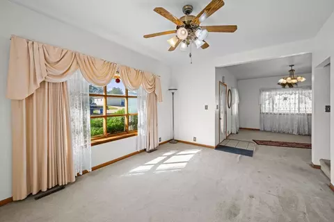 Living - 410 S Cottage St, Kewanee, IL 61443 photo 3 of 3