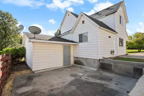 Exterior - 410 S Cottage St, Kewanee, IL 61443 photo 4 of 4