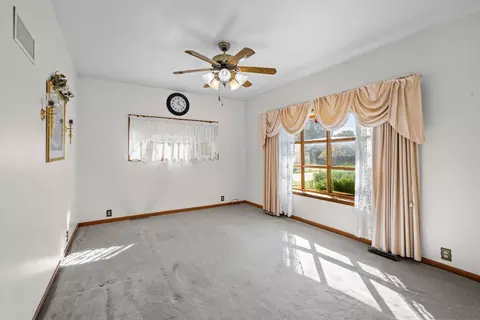 Living - 410 S Cottage St, Kewanee, IL 61443 photo 1 of 3