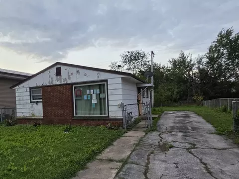 1649 W 163rd St, Markham, IL 60428