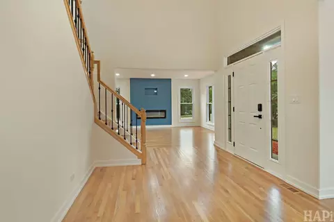 Other - 275 Farmhill Dr, Algonquin, IL 60102 photo 6 of 12