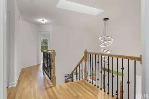 Entry Way - 275 Farmhill Dr, Algonquin, IL 60102 photo 2 of 2
