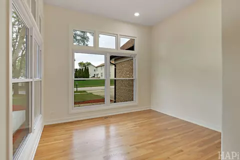 Living - 275 Farmhill Dr, Algonquin, IL 60102 photo 4 of 8
