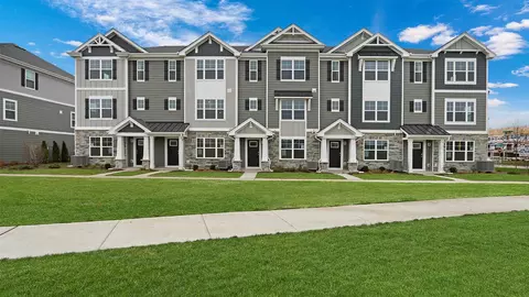 403 Lakeshore Ct, Saint Charles, IL 60174