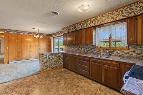Kitchen - 14798 Cherry St, Sesser, IL 62884 photo 3 of 4