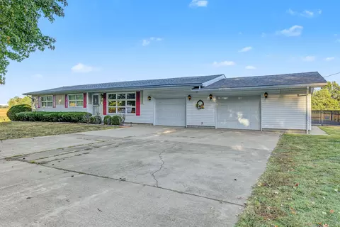 Other - 14798 Cherry St, Sesser, IL 62884 photo 1 of 17