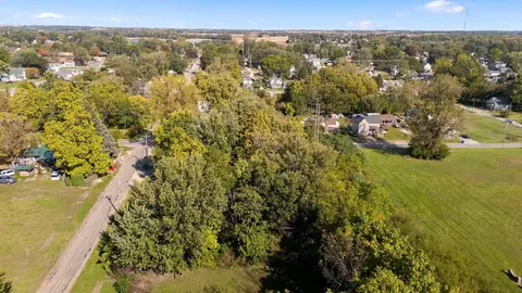 624 N Walnut St, Kewanee, IL 61443 photo 5