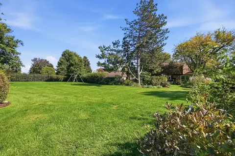 Exterior - 8361 Clynderven Rd, Burr Ridge, IL 60527 photo 9 of 9