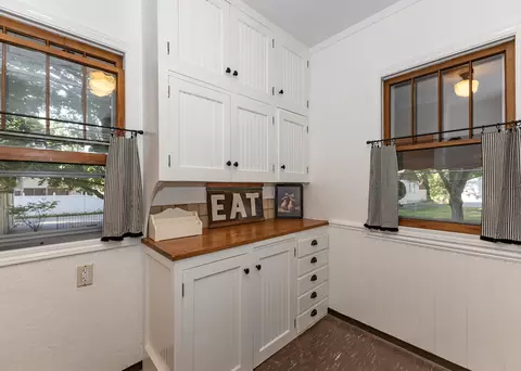 Kitchen - 1402 28th Ave, Moline, IL 61265 photo 1 of 3