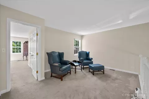Entry Way - Undisclosed, Roselle, IL 60172 photo 4 of 4