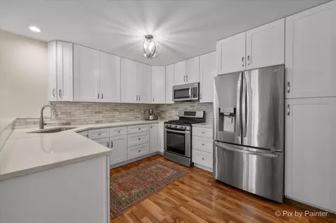 Kitchen - Undisclosed, Roselle, IL 60172 photo 2 of 5