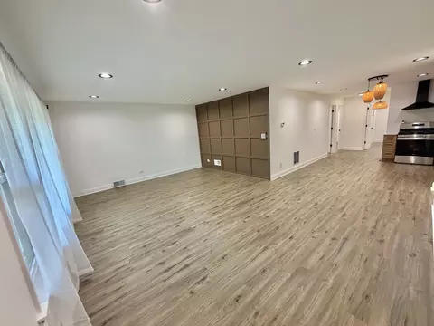 Living - 143 E 119th St, Chicago, IL 60628 photo 1 of 4