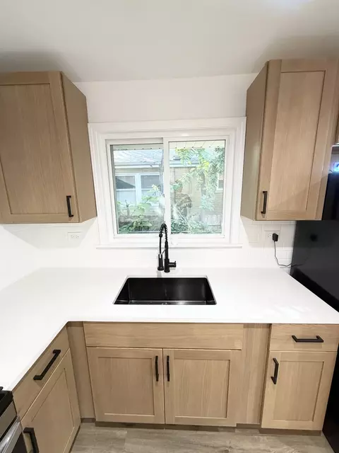 Kitchen - 143 E 119th St, Chicago, IL 60628 photo 5 of 7