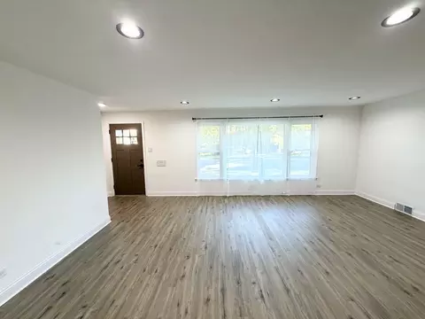 Living - 143 E 119th St, Chicago, IL 60628 photo 4 of 4