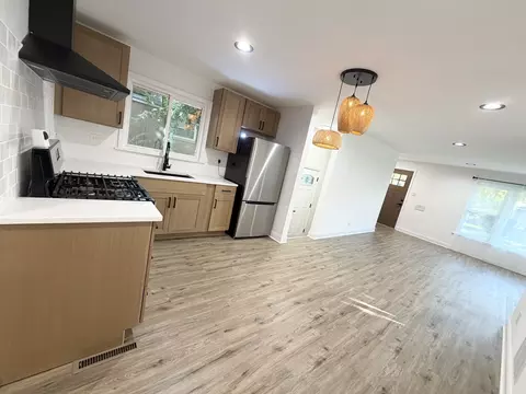 Kitchen - 143 E 119th St, Chicago, IL 60628 photo 6 of 7