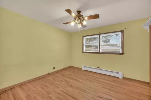 Bedroom - 36 S Highview Ave, Addison, IL 60101 photo 3 of 3