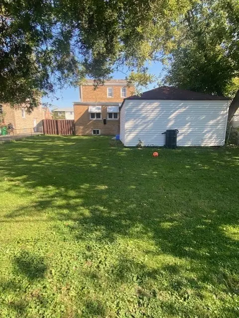 Exterior - 2428 S 17th Ave, Broadview, IL 60155 photo 3 of 4