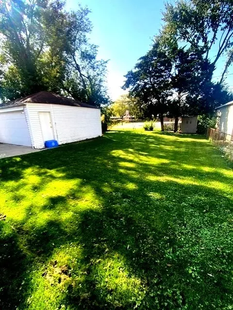 Exterior - 2428 S 17th Ave, Broadview, IL 60155 photo 3 of 4