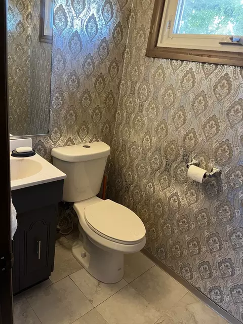Bath - 2428 S 17th Ave, Broadview, IL 60155 photo 1 of 1