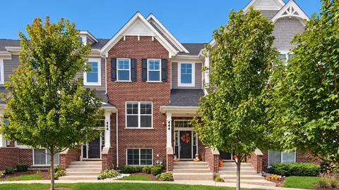 444 Ashley Ave, La Grange, IL 60525