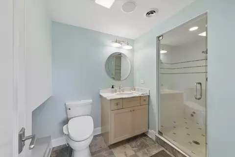 Bath - 25860 Prairie Hill Ln, Plainfield, IL 60585 photo 6 of 7