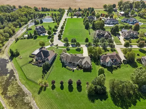 View/Area - 25860 Prairie Hill Ln, Plainfield, IL 60585 photo 2 of 5