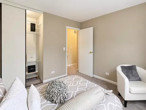 Other - 1401 Knoll Dr, Naperville, IL 60565 photo 3 of 3