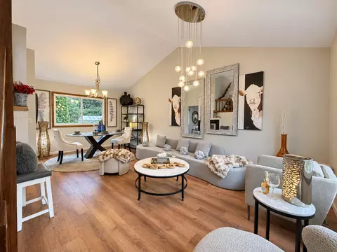 Living - 1401 Knoll Dr, Naperville, IL 60565 photo 3 of 7